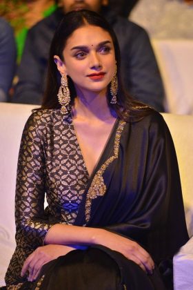 Aditi Rao Hydari At Antariksham 9000 KMPH Pre Release 16
