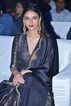 Aditi Rao Hydari At Antariksham 9000 KMPH Pre Release 3