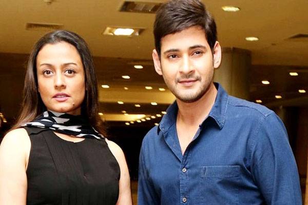 Mahesh's Wife Namrata Reacts To Shocking Video 1 Mahesh Namrata Shirodkar zomato