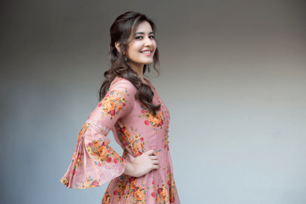 Raashi Khanna Latest Stills 1