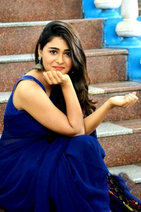 Shalini Pandey Looking Gorgeous In Saree 34