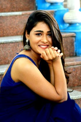 Shalini Pandey Looking Gorgeous In Saree 36