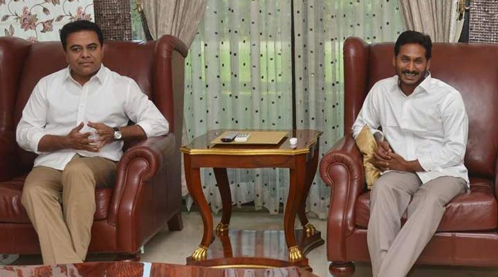 వైఎస్ జగన్ నివాసానికి వెళ్లిన కేటీఆర్ 1 4 14