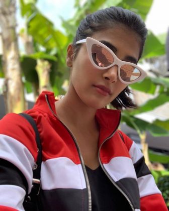 Actress Pooja Hegde Latest Clicks 7