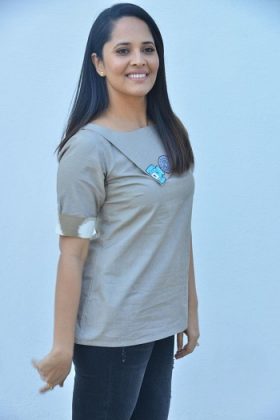 Anasuya Bharadwaj Latest Images 10