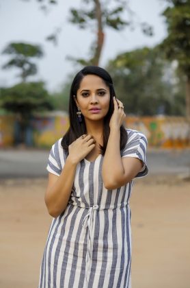 Anasuya Bharadwaj Latest Images 12