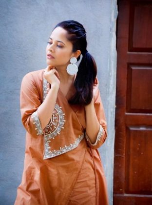 Anasuya Bharadwaj Latest Pics 2 1