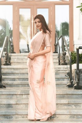 Kajal Aggarwal Looking Beautiful In Saree 6