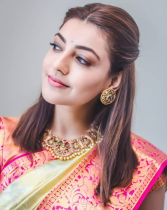 Kajal Stills From Maangalya Store Launch 4