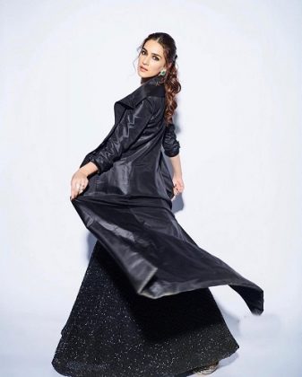 Kriti Sanon Latest Stills 4