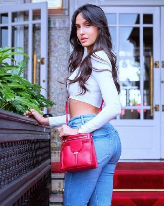 Nora Fatehi Sizzling Stills 1