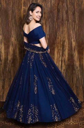 Pragya Jaiswal Looking Beautiful In Blue 3