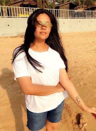 Sreemukhi Latest Clicks9