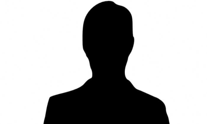 actor sunil scares producers