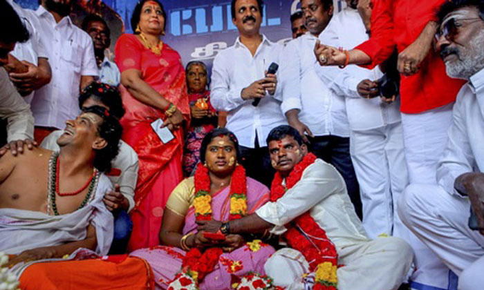 rajinikanth fans marry