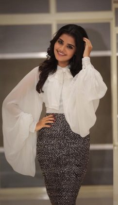 Anupama Parameswaran Latest Photoshoot Stills3