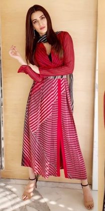 Kriti Sanon Looks Stunning In Red1