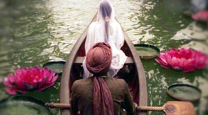 తన తండ్రి కలను నెరవేర్చబోతున్న కరణ్ జోహార్..! 1 13 3