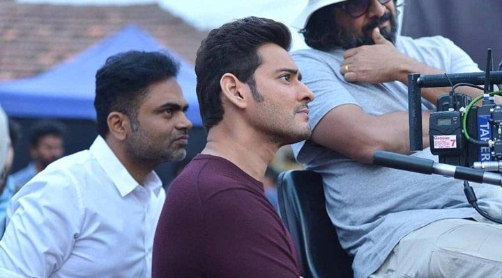 'మహర్షి' సెట్లోని ఫొటోలను షేర్ చేసిన మహేశ్ 3 2b