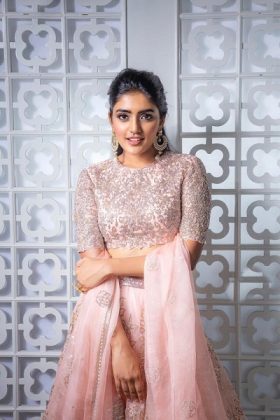 Eesha Rebba Stunning New Stills 1