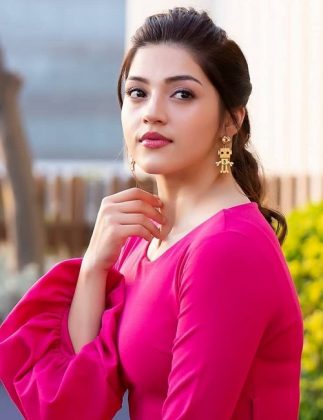 Mehrene Kaur Pirzada Cute Stills 2