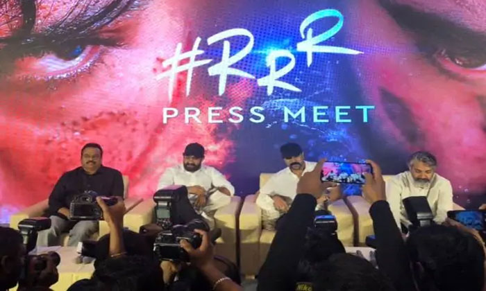 RRR budget rs 400 crores