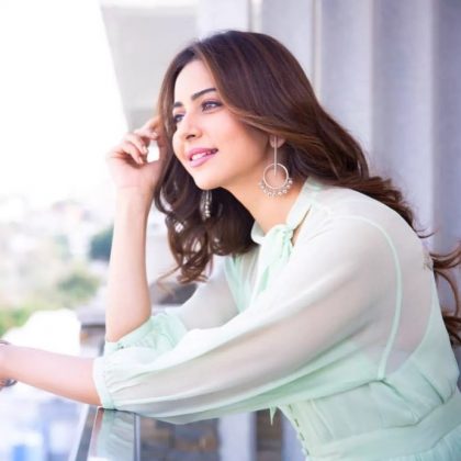 Rakul Preet Singh Lovely Stills 2