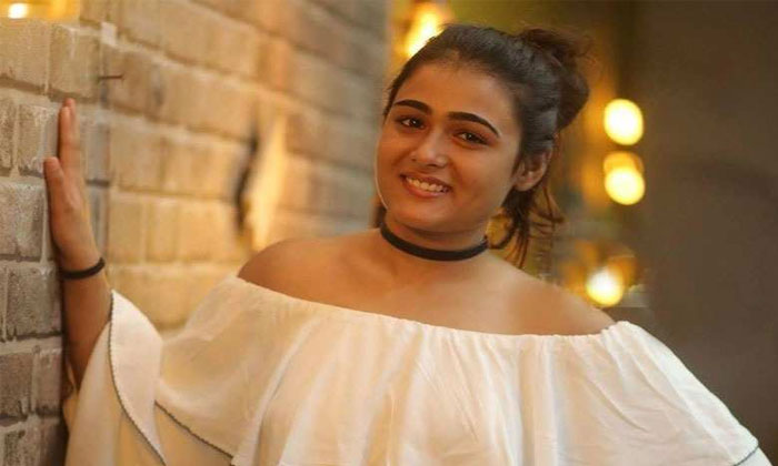 Sensational heroine fails to choose right stories 1 shalini pandey wrong films