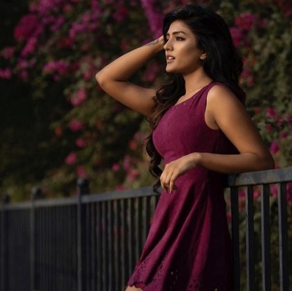 Eesha Rebba Cute Stills 3