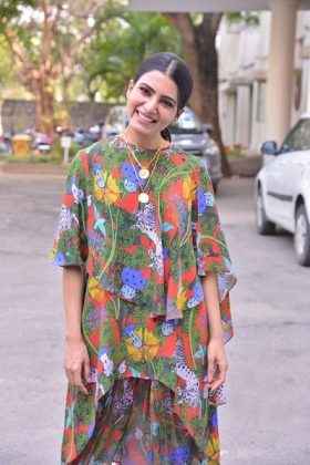 Samantha Stills At Majili Success Meet 11