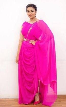 Sreemukhi Latest Images 5