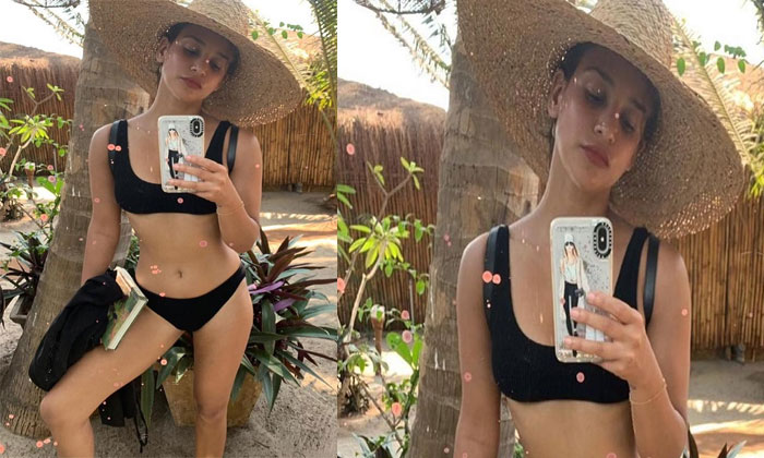 aisha sharma black monochrome