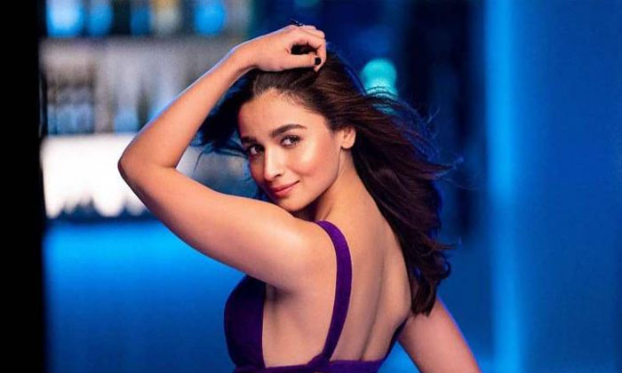 Hook Up song: Alia, Tiger banter will make you restless 1 alia bhatt tiger shroff