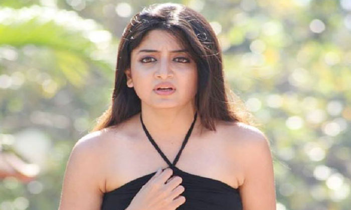 poonam kaur pawan leaks