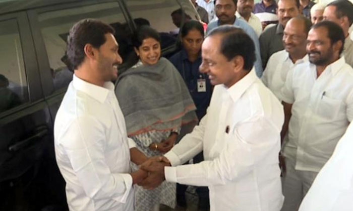 KCR, Jagan to work together for benefit of Telugu states 1 KCR Jagan pragathi bhavan