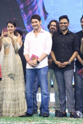 Maharshi Movie Pre Release event 10