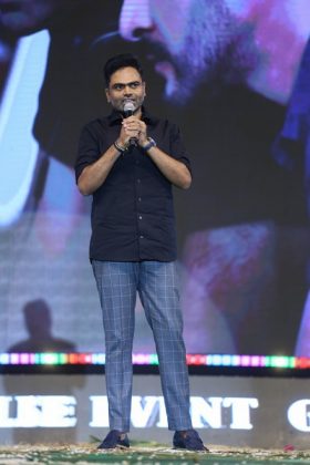 Maharshi Movie Pre Release event 11