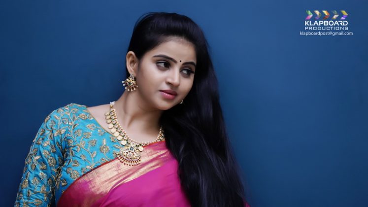 Naveena Reddy Latest Photo Shoot Stills 12