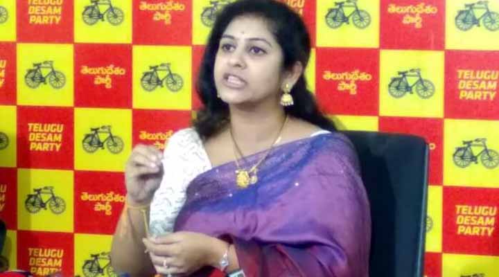 సాదినేని యామిని పేరుతో అసభ్యకర పోస్టులు..డీజీపీకి ఫిర్యాదు 1 14 3