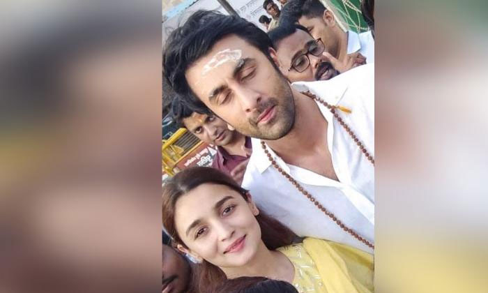 ranbir alia Kashi Vishwanath temple