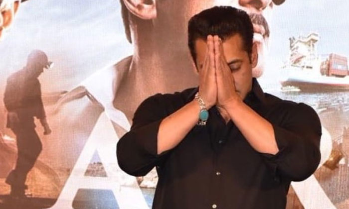 salman slaps body guard