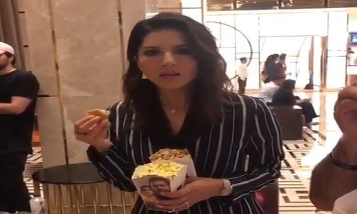 Shocking! Sunny Leone used 'F' word 1 sunny leon F word