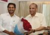 Jagan meets governor ahead of cabinet expansion