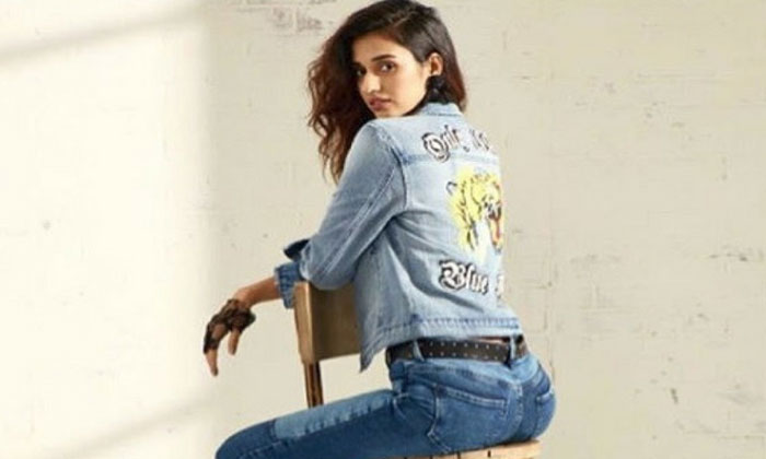 Disha Patani stuns with her flawless backflip 1 disha patani backflip