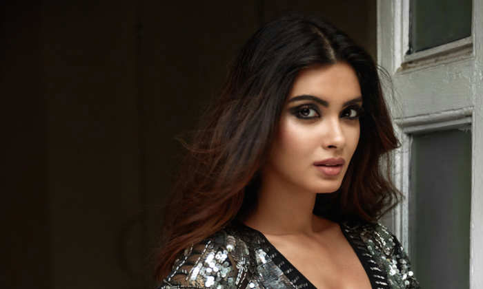 Celebs trolls this actress for this! 1 Diana Penty trolled