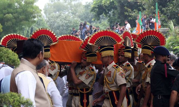 arun jaitley cremated