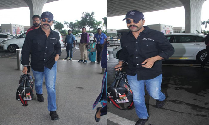 Charan papped in Mumbai airport 1 charan mumbai airport