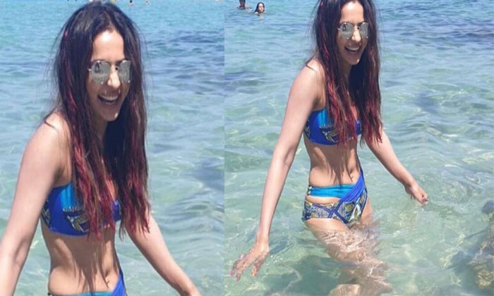 Rakul flaunts curves in a bikini 1 rakul preet bikini