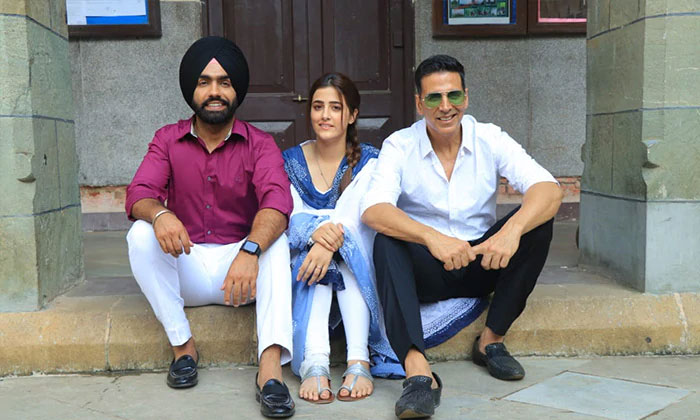 akshay kumar nupur troll