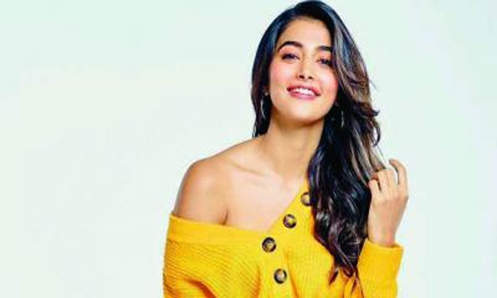 Pooja Hegde eyes Bollywood market once again 1 pooja hegde housefull 4